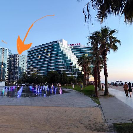 Apartamento Bat Towers Studia Batumi Exterior foto